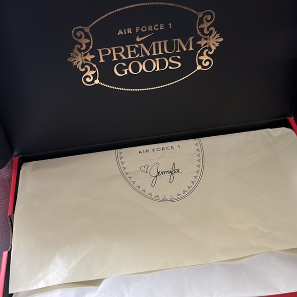 Nike premium goods Sophia - Picture 14 of 14